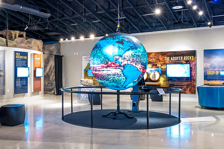 Image of the Globe display at the EOC